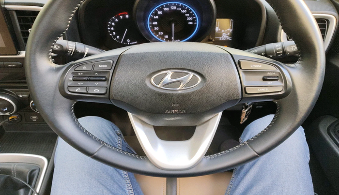 2020 Hyundai VENUE SX 1.0 TURBO, Petrol, Manual, 63,015 km, interior