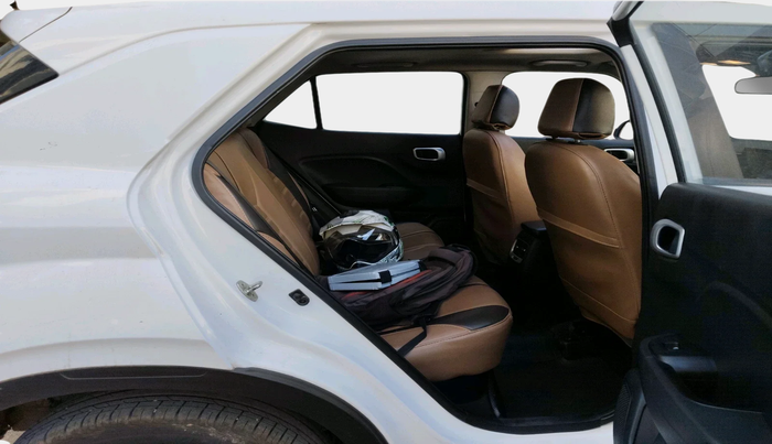 2020 Hyundai VENUE SX 1.0 TURBO, Petrol, Manual, 63,015 km, interior