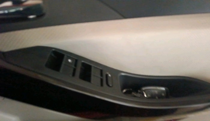 2022 Tata NEXON XZ PLUS PETROL SUNROOF, Petrol, Manual, 34,043 km, interior