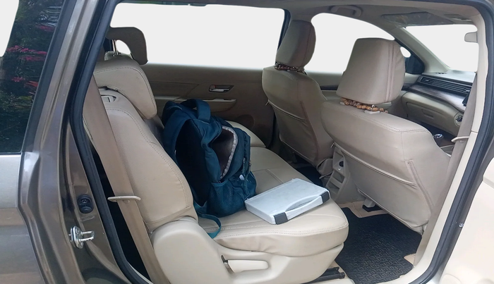 2022 Maruti Ertiga ZXI SHVS, Petrol, Manual, 42,188 km, interior