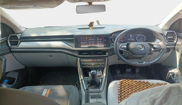 2024 Skoda KUSHAQ AMBITION 1.0L TSI MT, Petrol, Manual, 1,813 km, interior