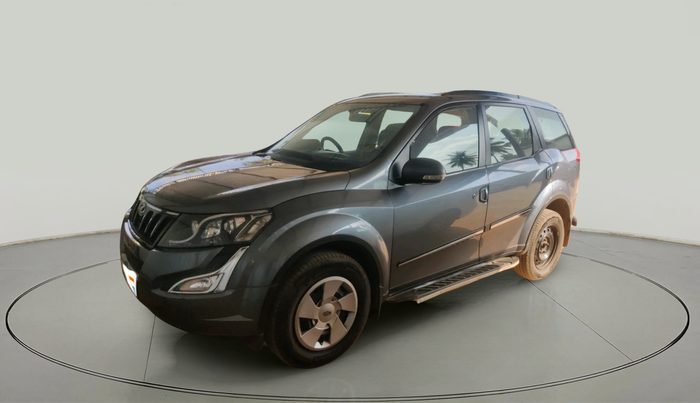 2017 Mahindra XUV500 W6, Diesel, Manual, 88,107 km, exterior