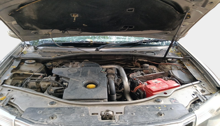 2014 Nissan Terrano XV D THP 110 PS, Diesel, Manual, 1,42,964 km, exterior