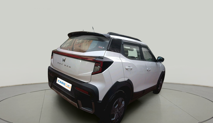 2024 Mahindra XUV 3XO MX3 Pro 1.2 L TCMPFI AT, Petrol, Automatic, 3,291 km, exterior