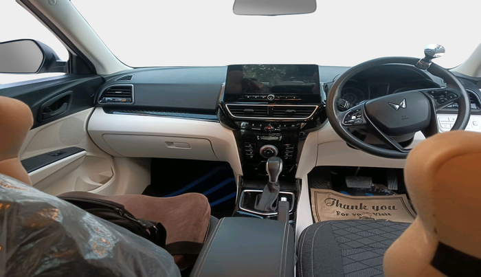 2024 Mahindra XUV 3XO MX3 Pro 1.2 L TCMPFI AT, Petrol, Automatic, 3,291 km, interior