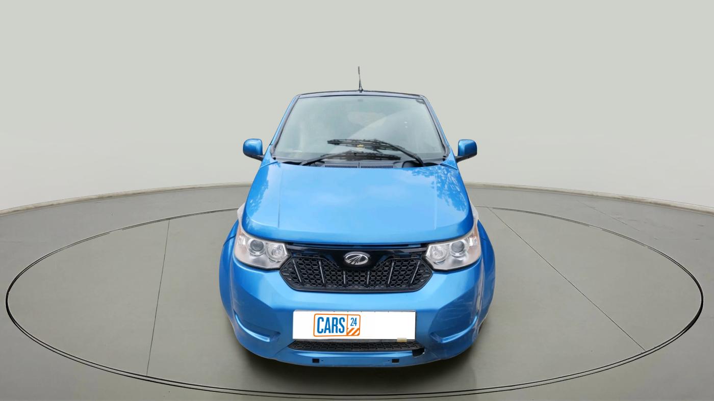 2017 Mahindra E20 Plus P6, Electric, Automatic, 32,978 km, exterior