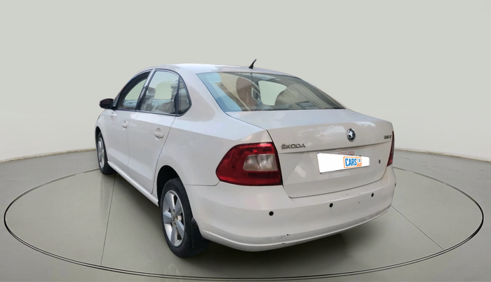 2015 Skoda Rapid 1.6 MPI AMBITION WITH ALLOY, Petrol, Manual, 41,324 km, exterior