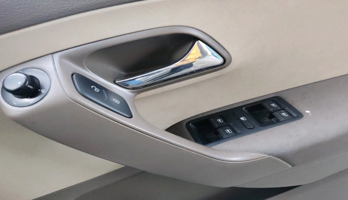 2015 Skoda Rapid 1.6 MPI AMBITION WITH ALLOY, Petrol, Manual, 41,324 km, interior