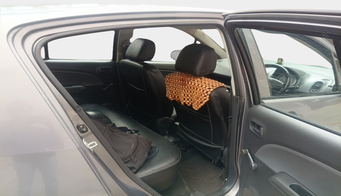 2010 Maruti Ritz LDI, Diesel, Manual, 1,44,164 km, interior