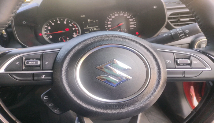 2025 Maruti Swift ZXi Plus Dual Tone AMT, Petrol, Automatic, 5,424 km, interior