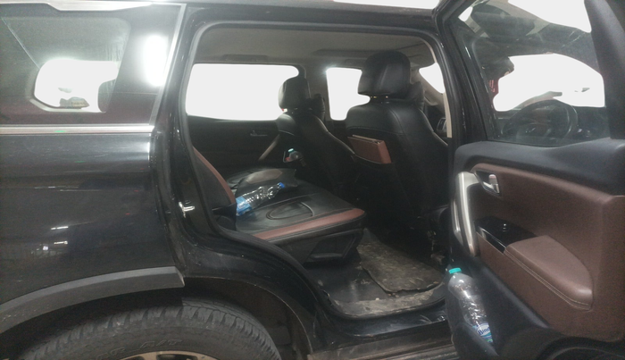 2023 Mahindra SCORPIO-N Z8 L DIESEL AT 2WD 7 STR, Diesel, Automatic, 73,993 km, interior