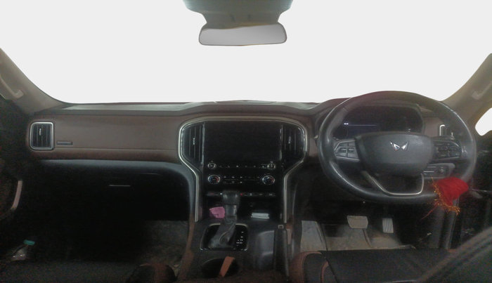 2023 Mahindra SCORPIO-N Z8 L DIESEL AT 2WD 7 STR, Diesel, Automatic, 73,993 km, interior
