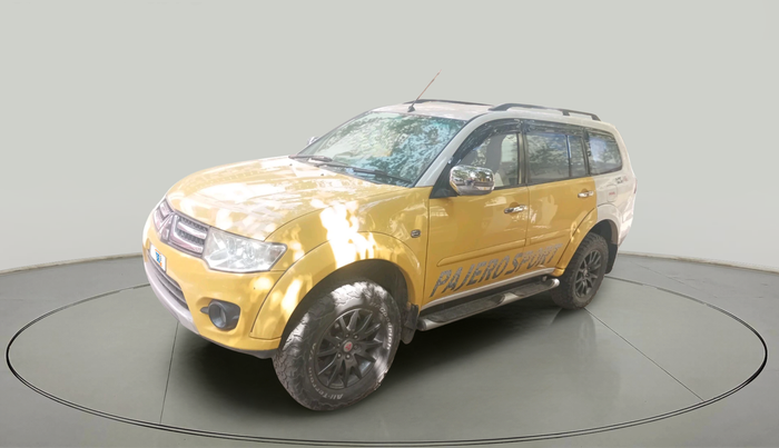 2016 Mitsubishi Pajero Sport 2.5 MT 4X4, Diesel, Manual, 1,25,994 km, exterior