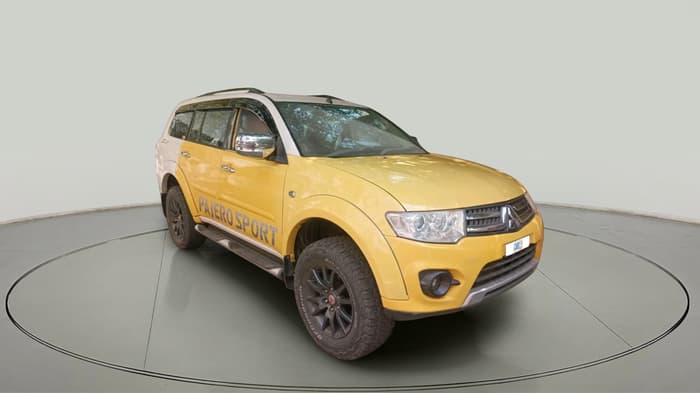 2016 Mitsubishi Pajero Sport 2.5 MT 4X4, Diesel, Manual, 1,25,994 km, exterior