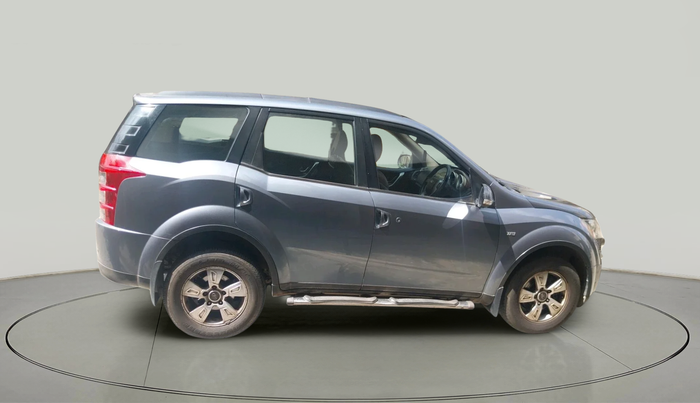 2013 Mahindra XUV500 W8, Diesel, Manual, 1,36,356 km, exterior