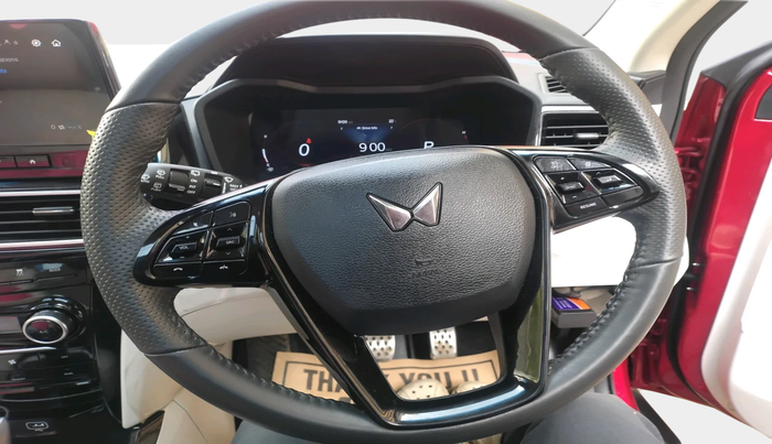 2024 Mahindra XUV 3XO AX7L 1.2 Petrol AT, Petrol, Automatic, 14,388 km, interior