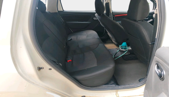 2016 Renault Duster 110 PS RXZ 4X4 MT DIESEL, Diesel, Manual, 1,00,585 km, interior