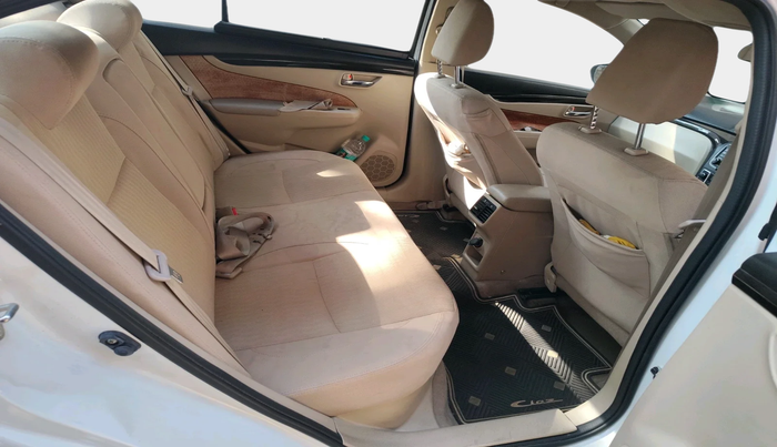 2015 Maruti Ciaz VXI+, Petrol, Manual, 46,930 km, interior