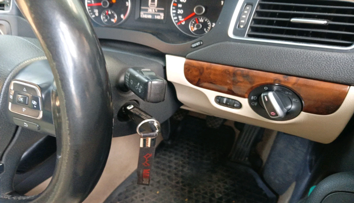 2014 Volkswagen Jetta COMFORTLINE TDI, Diesel, Manual, 1,34,249 km, interior