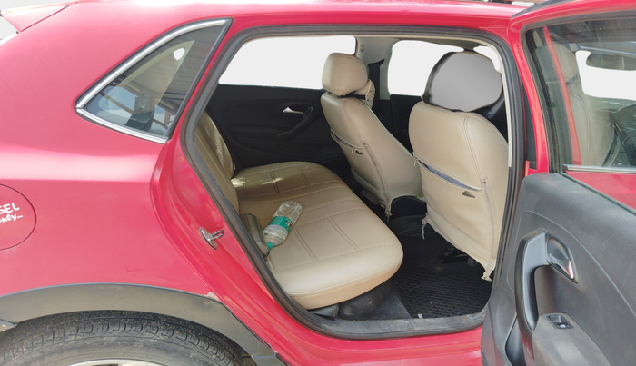 2014 Volkswagen Cross Polo HIGHLINE TDI, Diesel, Manual, 1,21,097 km, interior