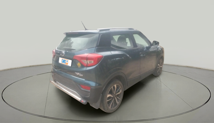 2019 Mahindra XUV300 W8 (O) 1.5 DIESEL AMT, Diesel, Automatic, 1,24,813 km, exterior