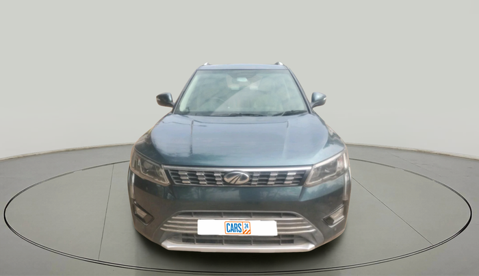 2019 Mahindra XUV300 W8 (O) 1.5 DIESEL AMT, Diesel, Automatic, 1,24,813 km, exterior