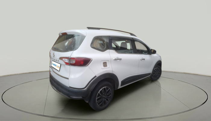 2022 Renault TRIBER RXZ, Petrol, Manual, 65,143 km, exterior