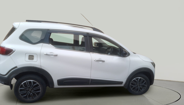 2022 Renault TRIBER RXZ, Petrol, Manual, 65,143 km, exterior