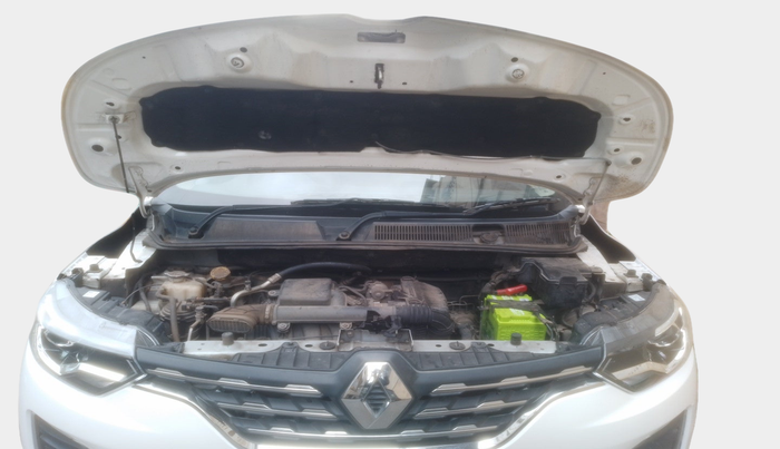 2022 Renault TRIBER RXZ, Petrol, Manual, 65,143 km, exterior