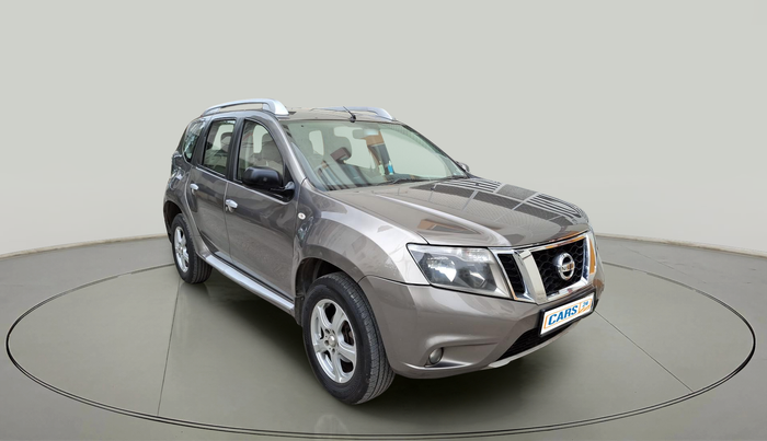2014 Nissan Terrano XV D THP PREMIUM 110 PS, Diesel, Manual, 1,93,539 km, exterior
