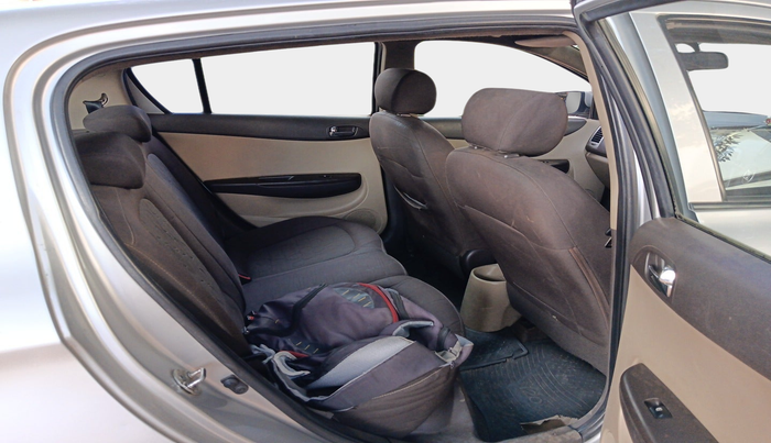 2010 Hyundai i20 SPORTZ 1.2, Petrol, Manual, 1,95,941 km, interior