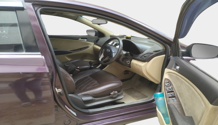 2012 Hyundai Verna FLUIDIC 1.6 CRDI SX, Diesel, Manual, 1,16,634 km, interior