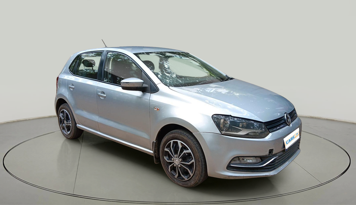 2015 Volkswagen Polo COMFORTLINE 1.2L, Petrol, Manual, 1,23,946 km, exterior