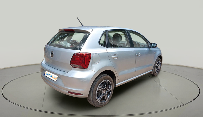 2015 Volkswagen Polo COMFORTLINE 1.2L, Petrol, Manual, 1,23,946 km, exterior