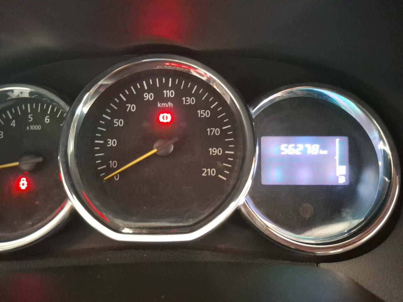 2018 Renault Duster 85 PS RXS MT DIESEL, Diesel, Manual, 56,278 km, interior