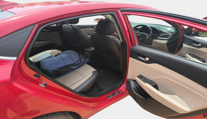 2017 Hyundai Verna 1.6 VTVT SX O, Petrol, Manual, 85,238 km, interior