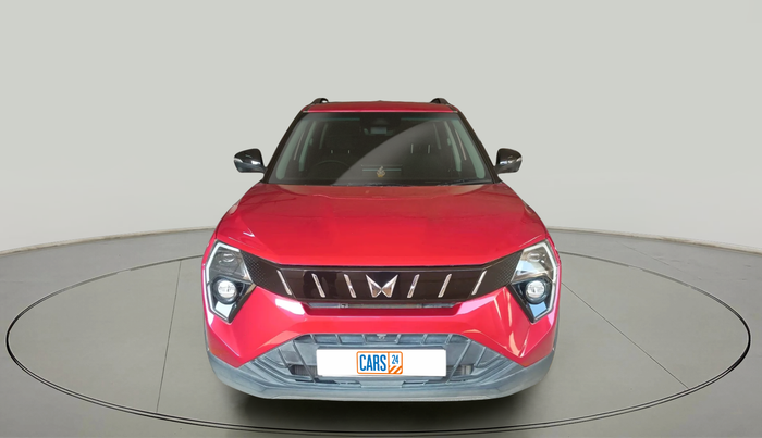 2025 Mahindra XUV 3XO AX5L 1.2 TGDi AT, Petrol, Automatic, 6,008 km, exterior