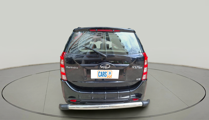 2016 Mahindra XUV500 W6, Diesel, Manual, 78,450 km, exterior