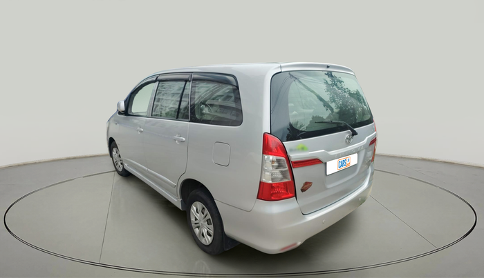 2014 Toyota Innova 2.5 GX 8 STR, Diesel, Manual, 1,06,888 km, exterior