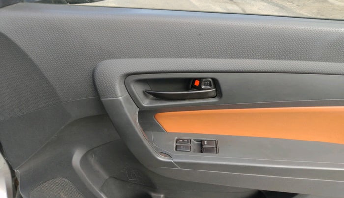 2016 Maruti Vitara Brezza LDI, Diesel, Manual, 1,12,371 km, interior