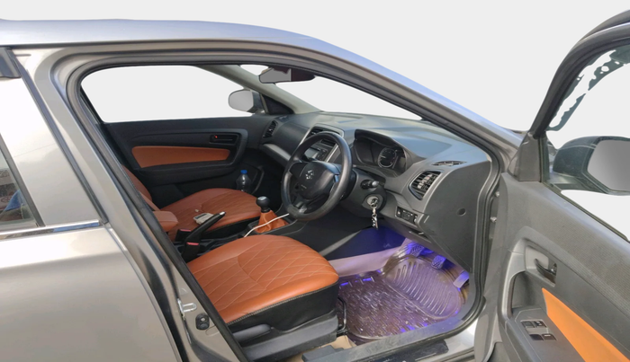 2016 Maruti Vitara Brezza LDI, Diesel, Manual, 1,12,371 km, interior