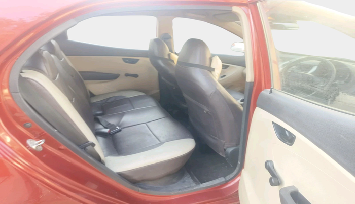 2014 Hyundai Eon MAGNA +, Petrol, Manual, 49,105 km, interior