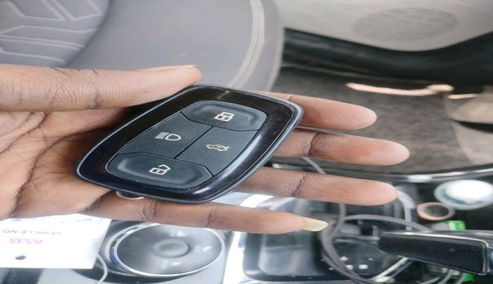 2022 Tata NEXON XZA PLUS (HS) PETROL, Petrol, Automatic, 50,471 km, interior