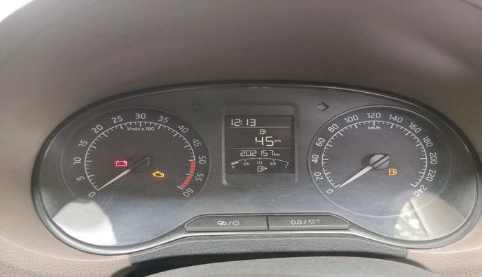 2015 Skoda Rapid 1.5 TDI CR ELEGANCE PLUS AT, Diesel, Automatic, 2,02,157 km, interior