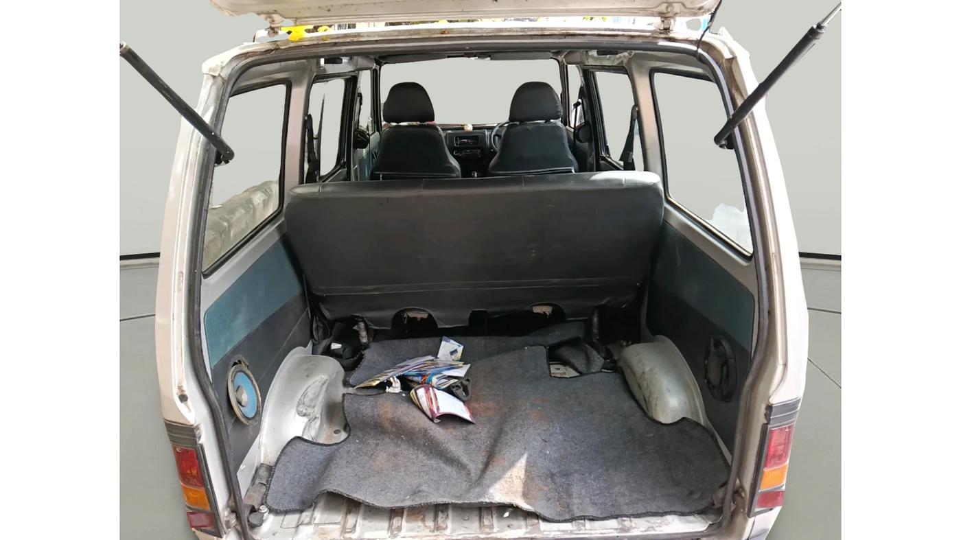 2016 Maruti Omni 5 STR, Petrol, Manual, 46,361 km, exterior