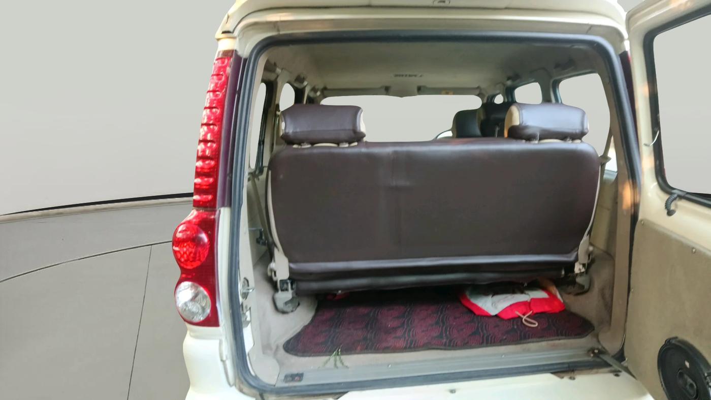 2011 Mahindra Scorpio SLE BS-III, Diesel, Manual, 1,43,594 km, exterior