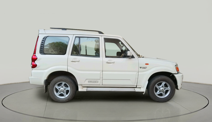 2011 Mahindra Scorpio SLE BS-III, Diesel, Manual, 1,43,594 km, exterior