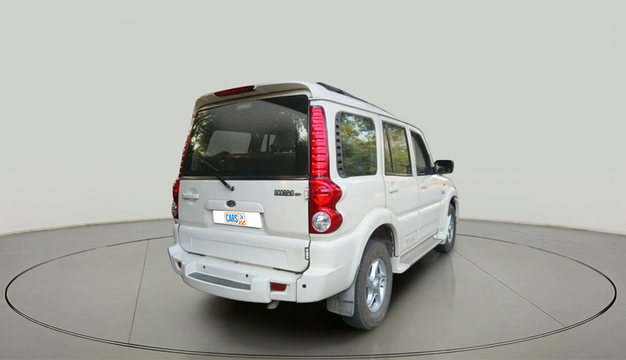 2011 Mahindra Scorpio SLE BS-III, Diesel, Manual, 1,43,594 km, exterior