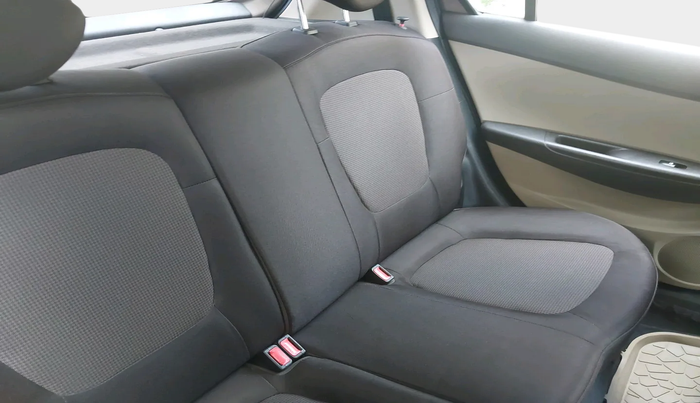 2012 Hyundai i20 SPORTZ 1.2, Petrol, Manual, 28,888 km, interior