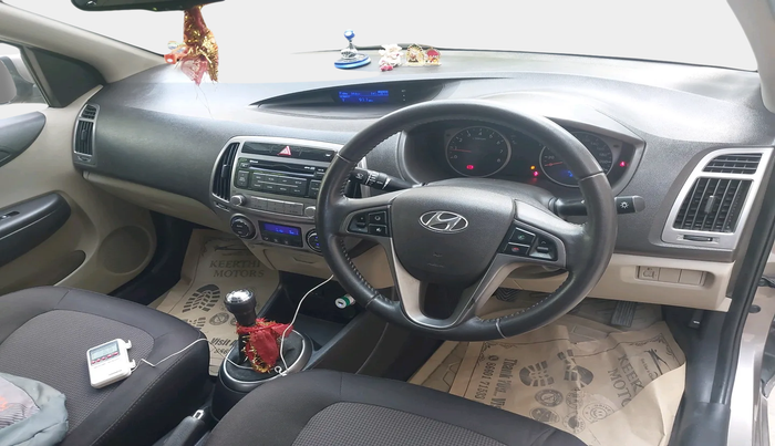 2012 Hyundai i20 SPORTZ 1.2, Petrol, Manual, 28,888 km, interior